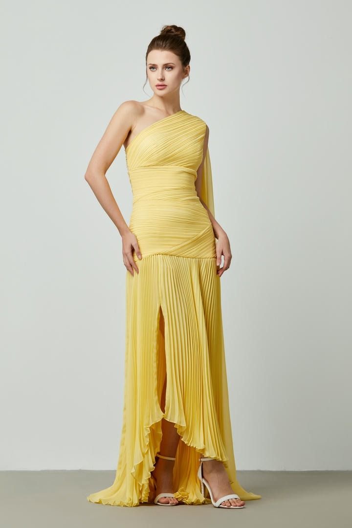 One-shoulder chiffon dress