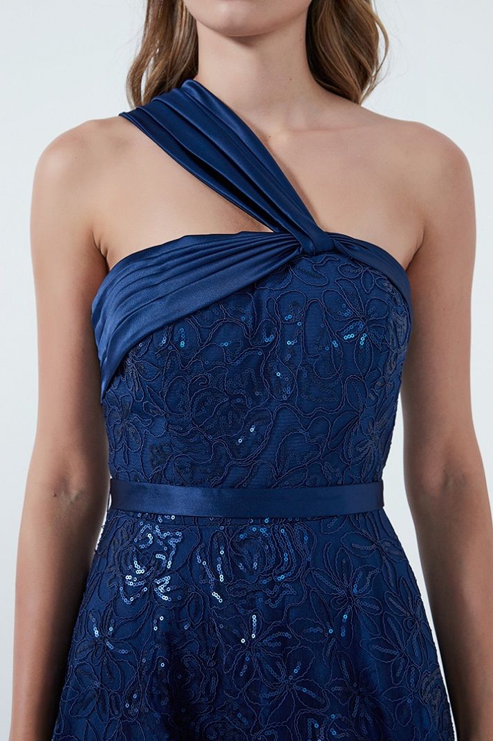 Sequins & feather dress
