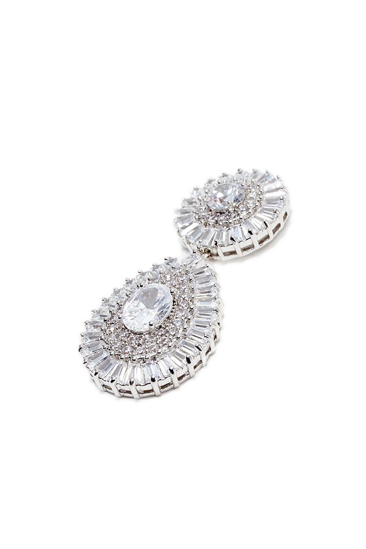 Crystal Dropped Earrings