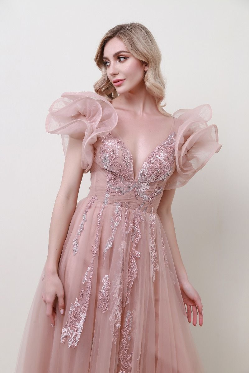 Embellished flower applique 