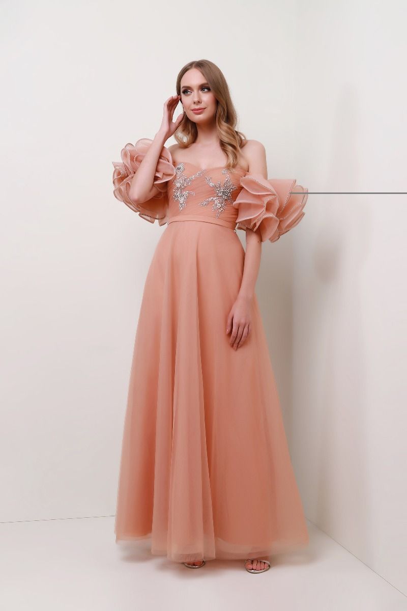 Unique shoulder ruffles dress