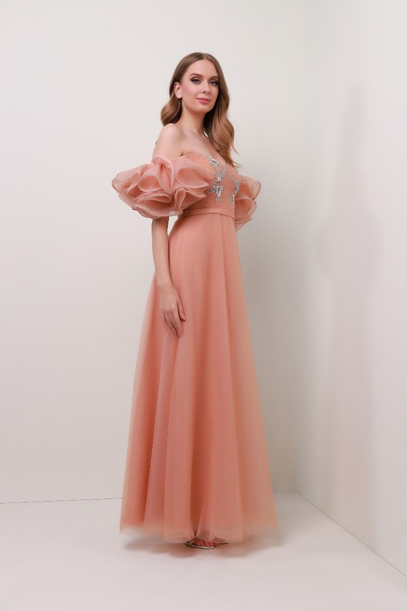 Unique shoulder ruffles dress