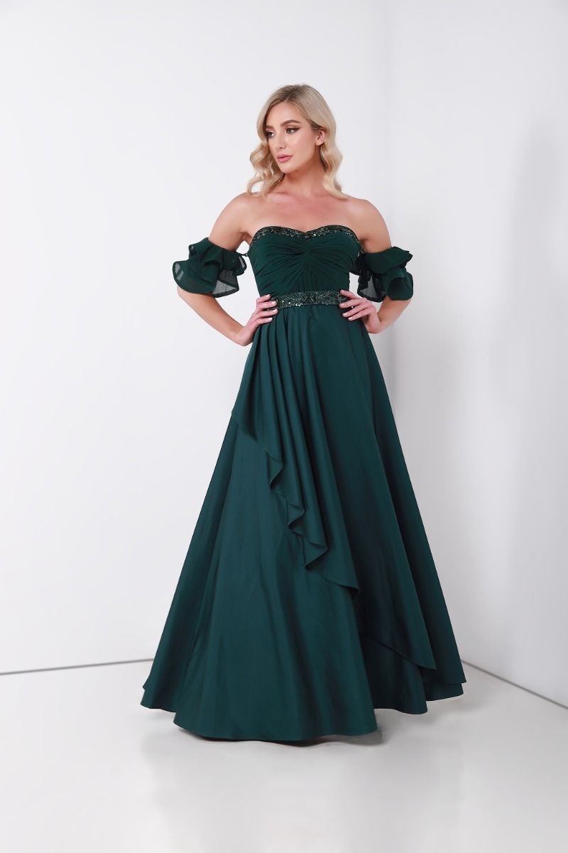 Embellished sweetheart dress 