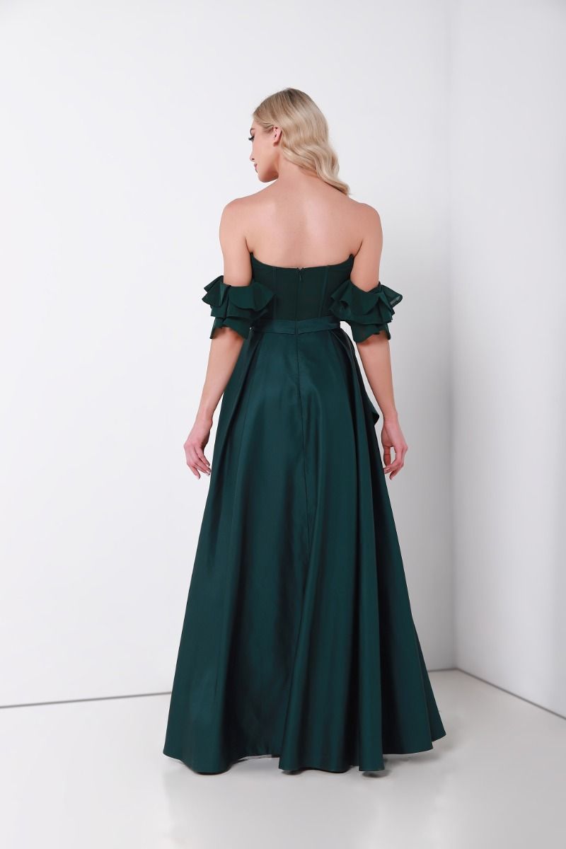 Embellished sweetheart dress 