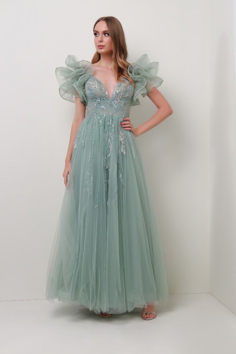 Embellished flower applique 