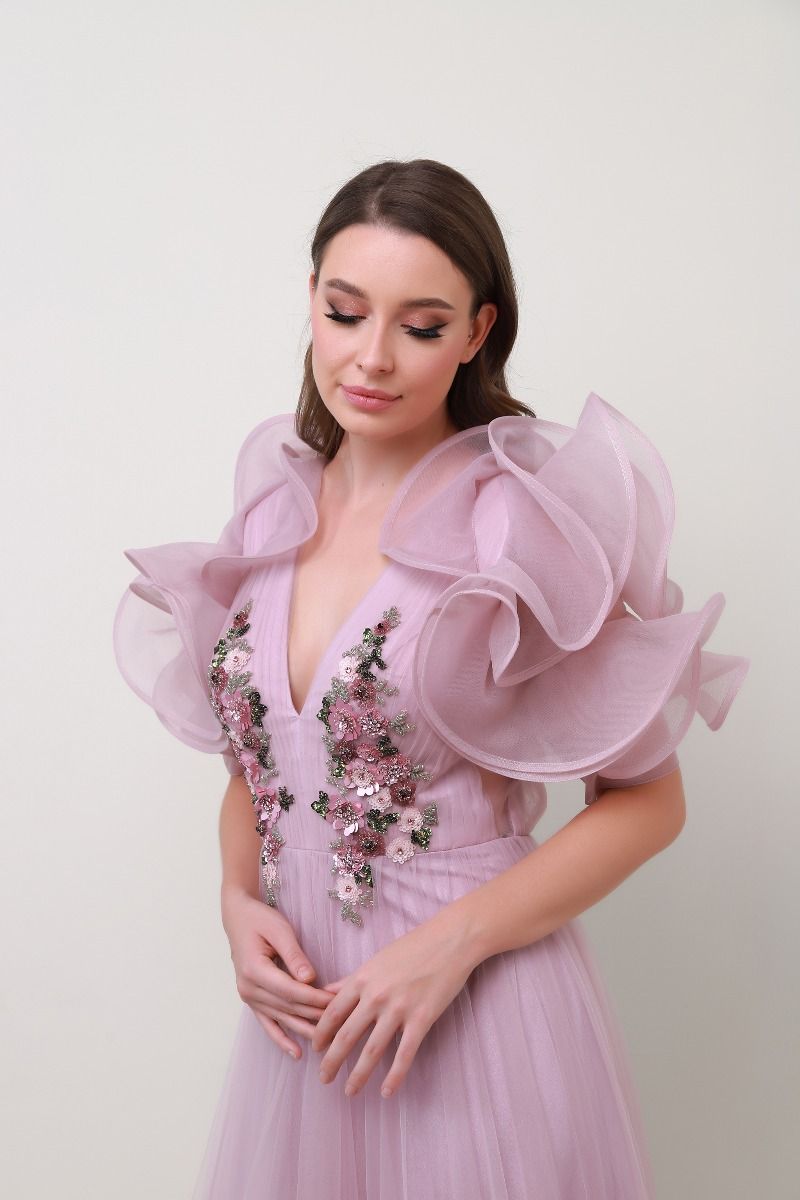 Unique shoulder ruffles dress 