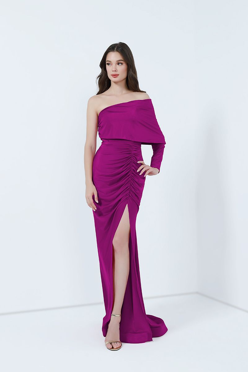 One-shoulder ruched dress
