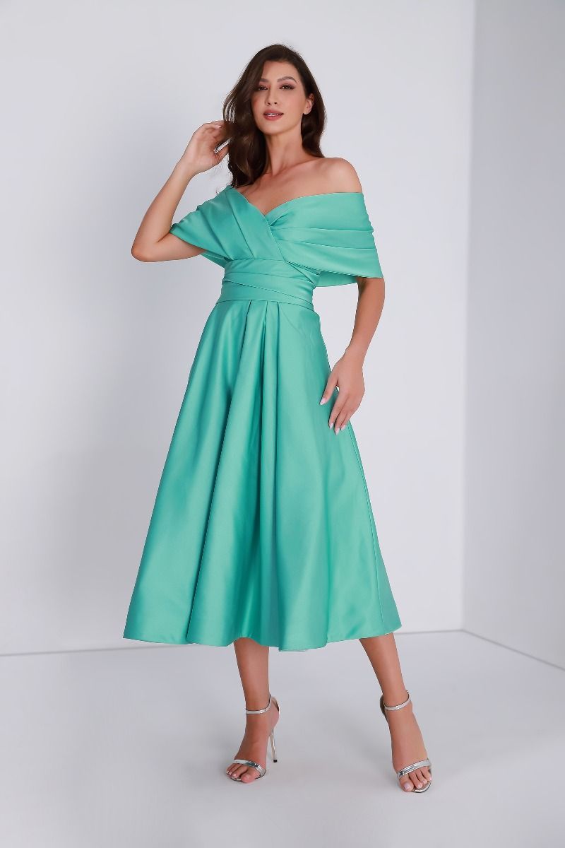 Off shoulder midi dress