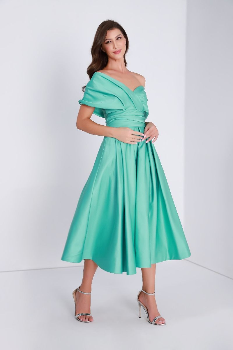 Off shoulder midi dress