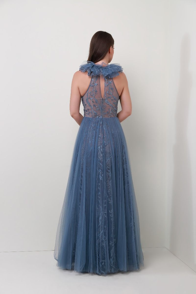 Choker frill neckline dress