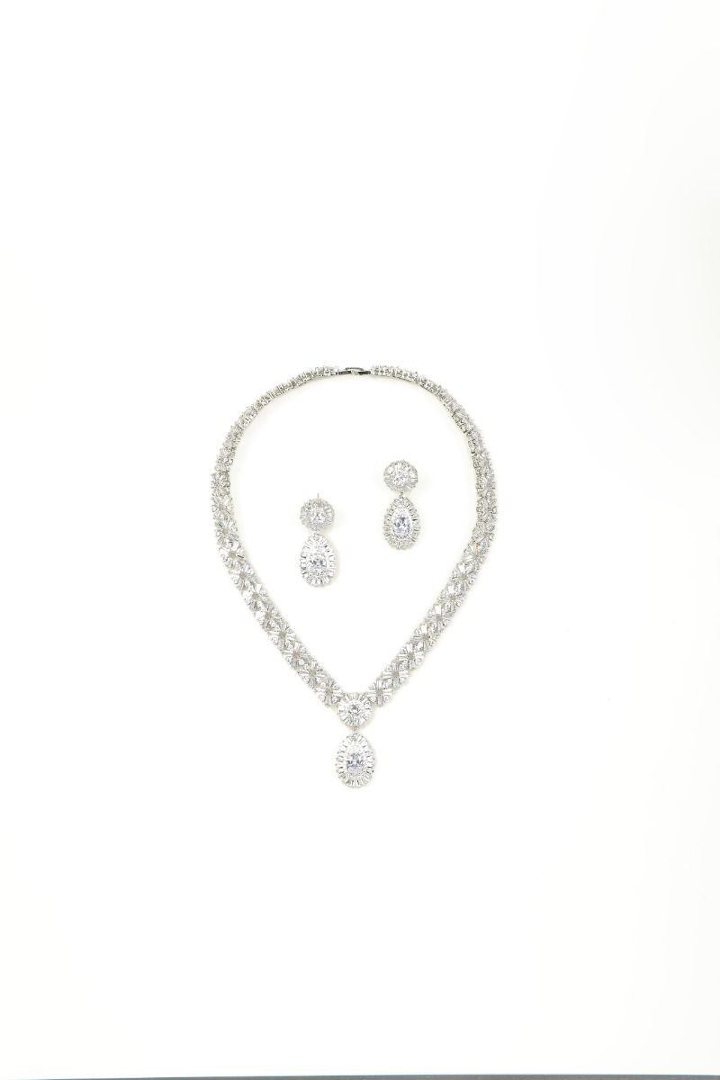 Unique rhinestone set