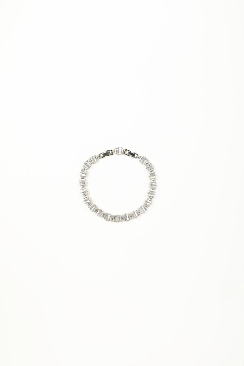 Rhinestone embellishment bracelet