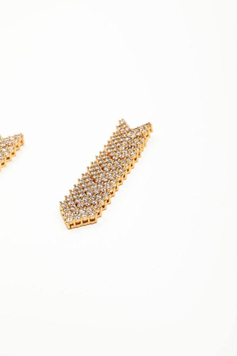 Dropped rhinestone earring