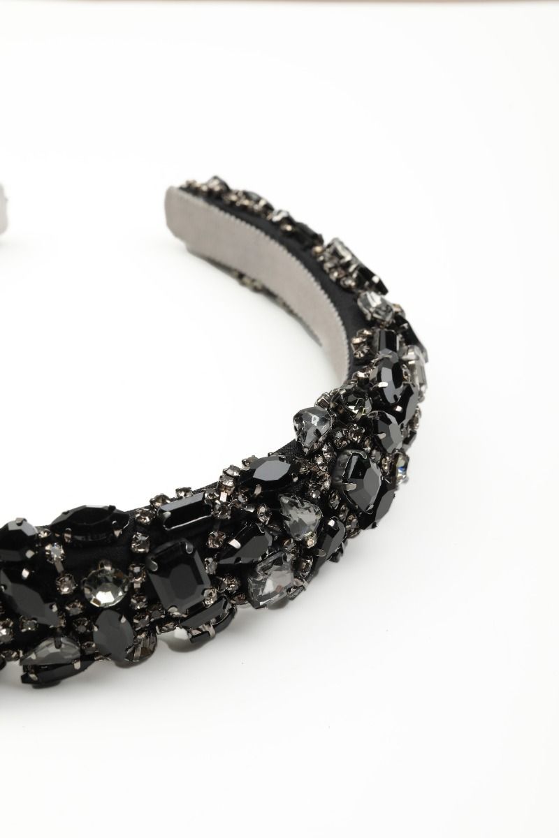Black stones headband