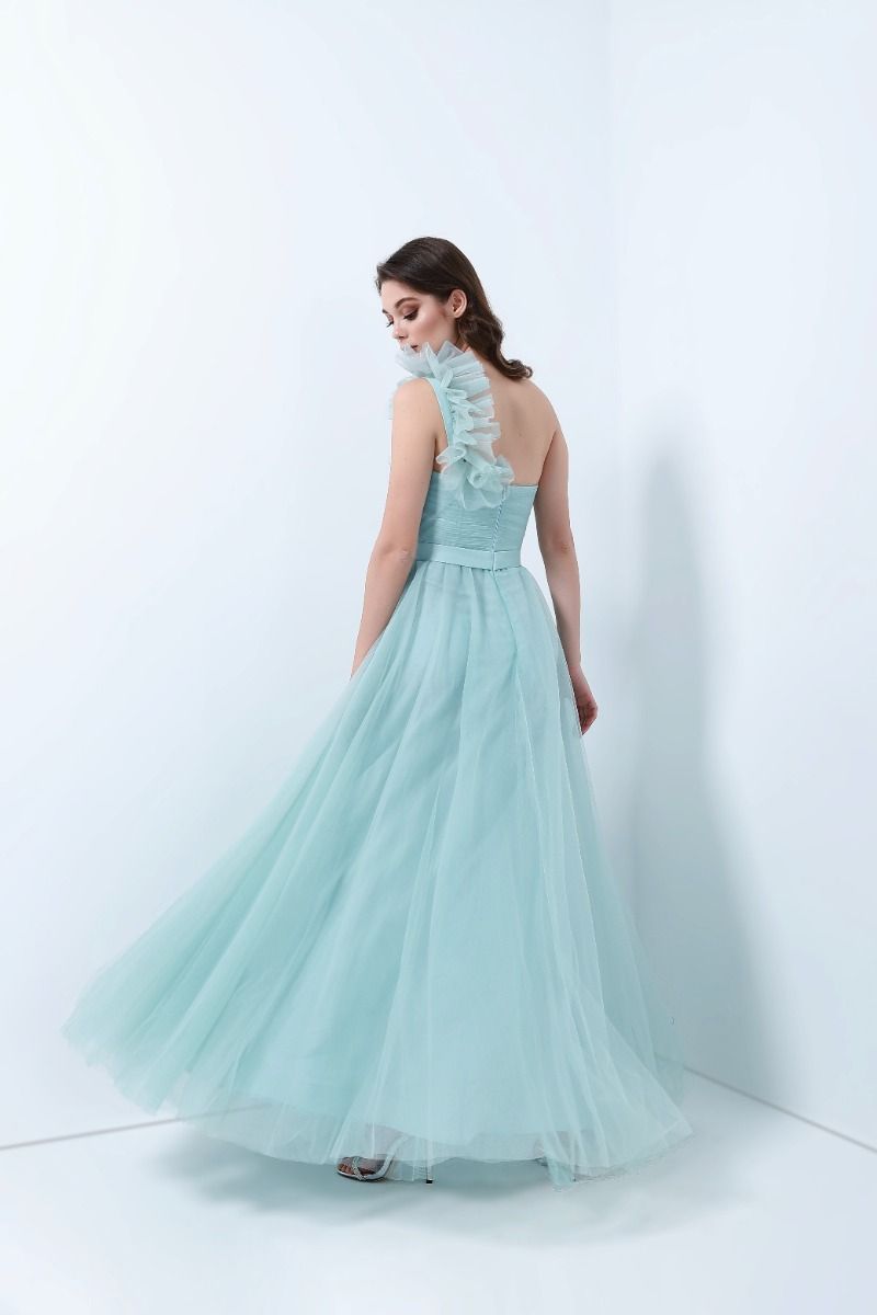 Ruffled trimming dress