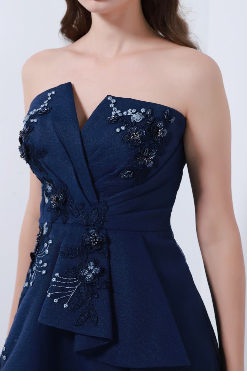 
Floral applique dress