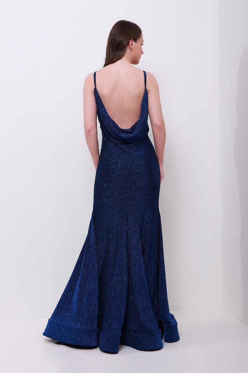 Drapped back dress