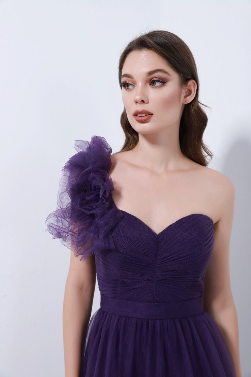Ruffled one-shoulder dress