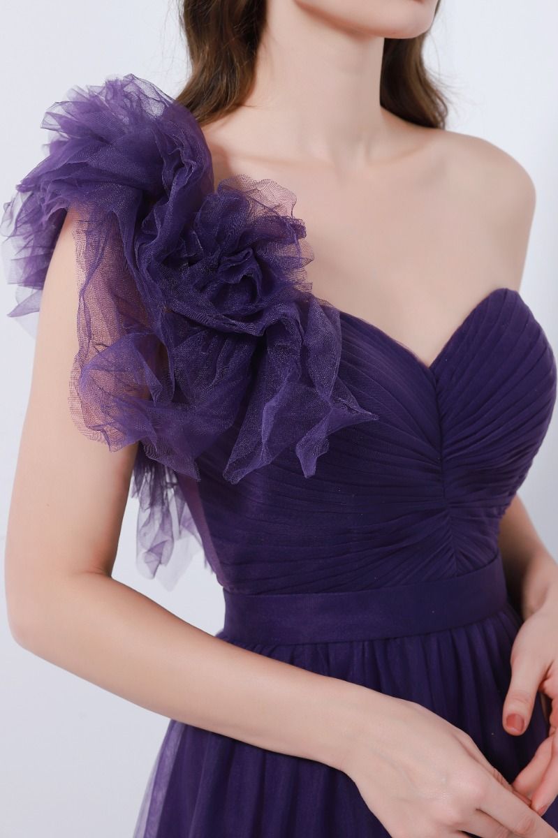 Ruffled one-shoulder dress