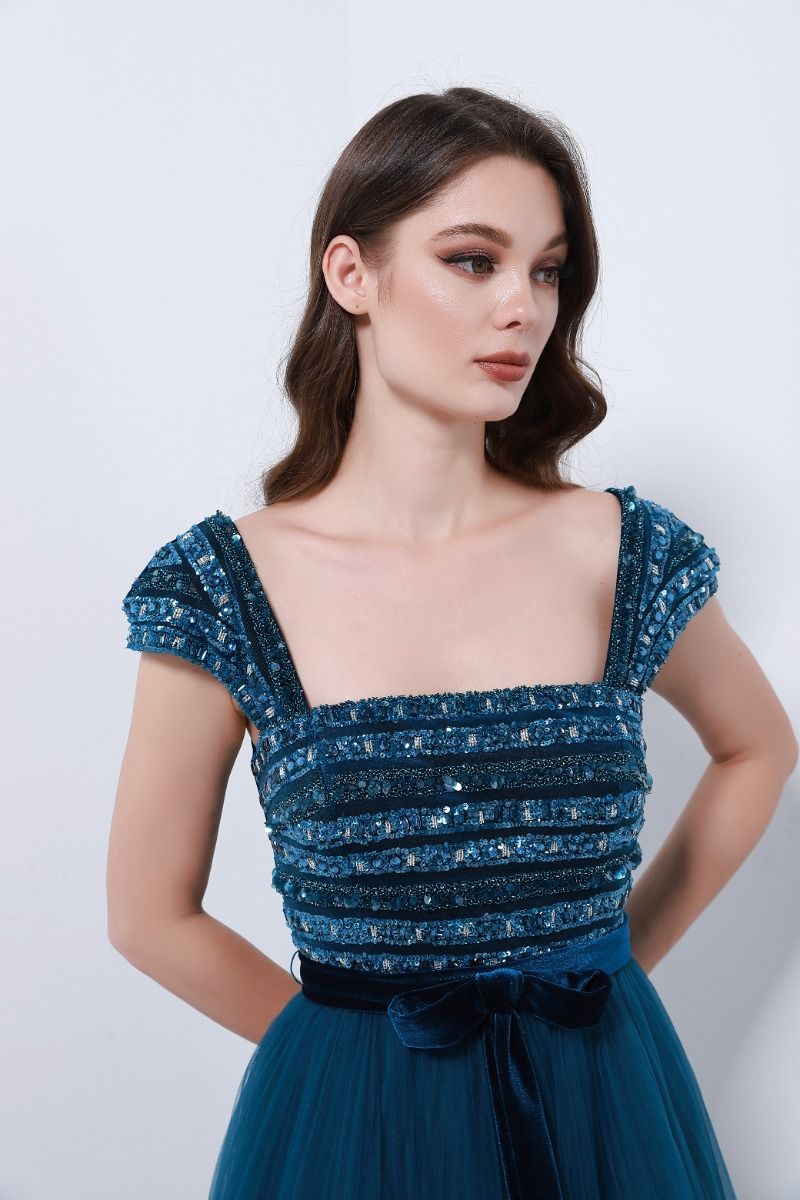 Sequin embellishment dress