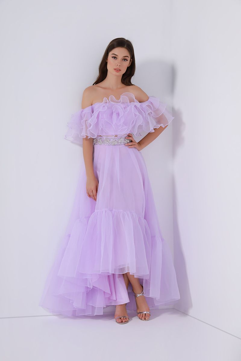 Statement ruffles set