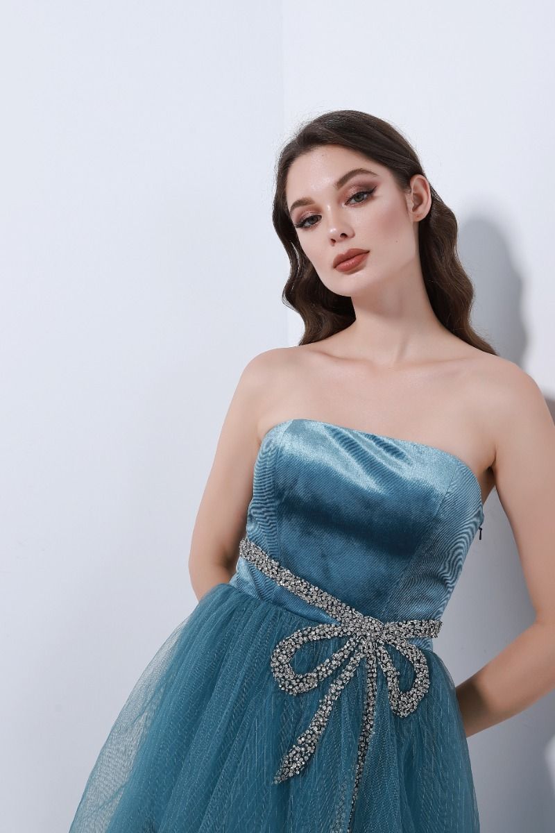 Embellished bow dress