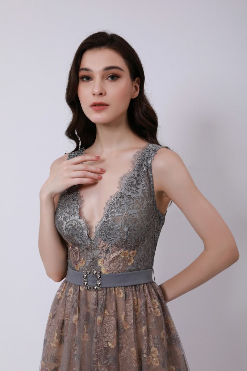 Two-tone lace dress