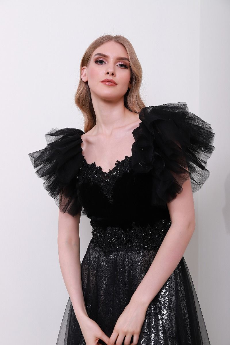 Sequins embellishment dress