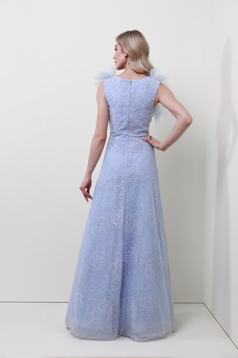 Ruffled shoulders dress