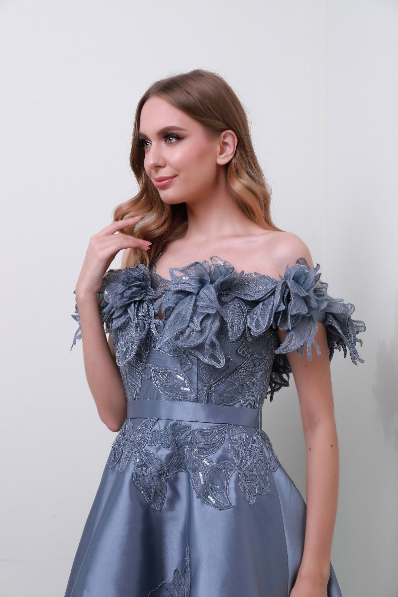 Ruffles off-shoulder dress