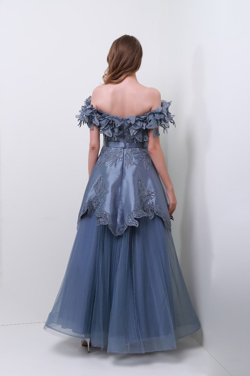Ruffles off-shoulder dress
