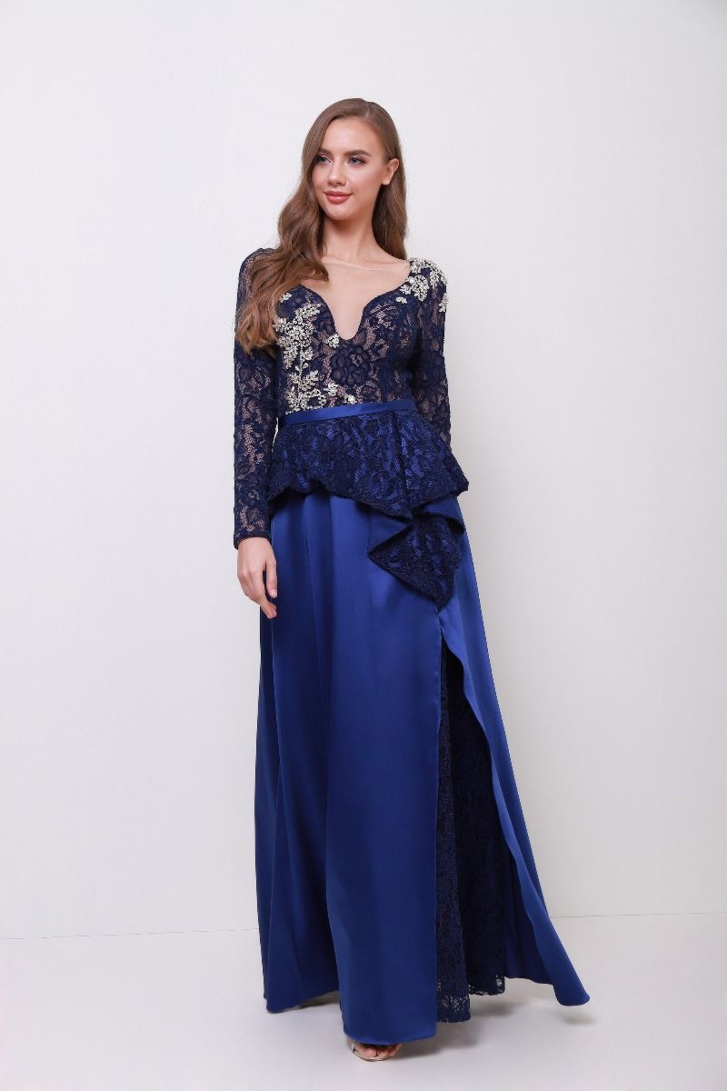 Embellished lace dress