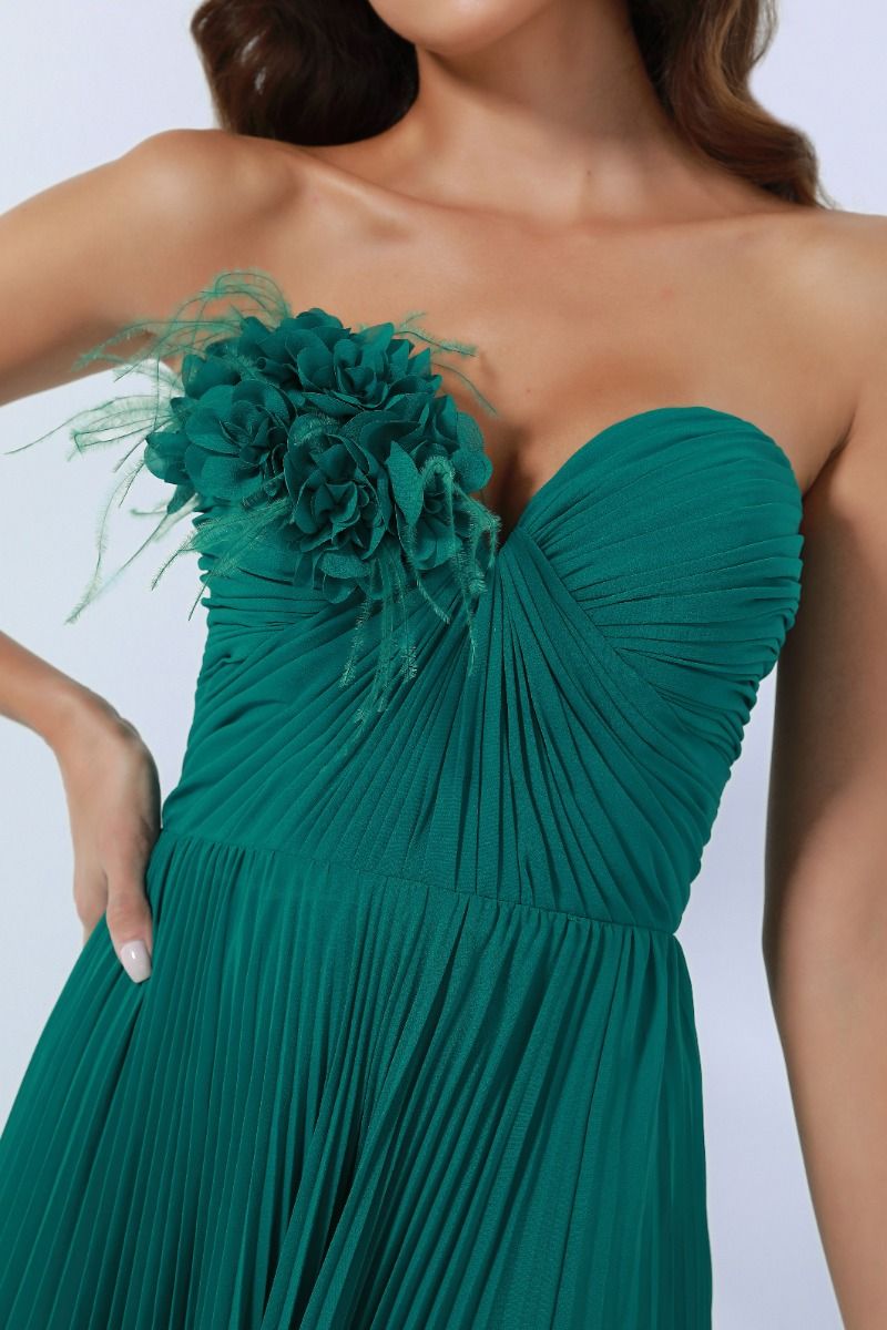 Sweetheart neckline chiffon dress