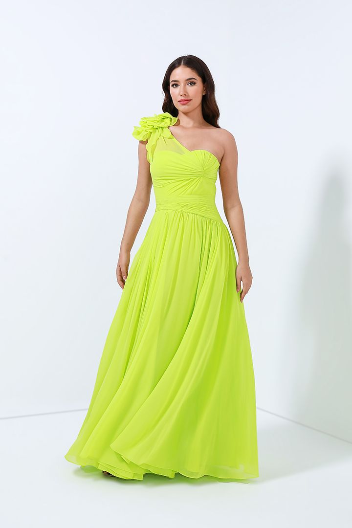 One-shoulder pleated dress